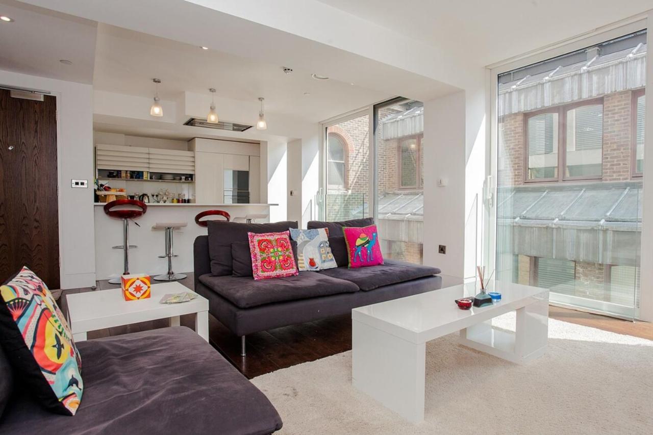 Beautiful Newly Renovated 2 Bed In Bank Apartamento *